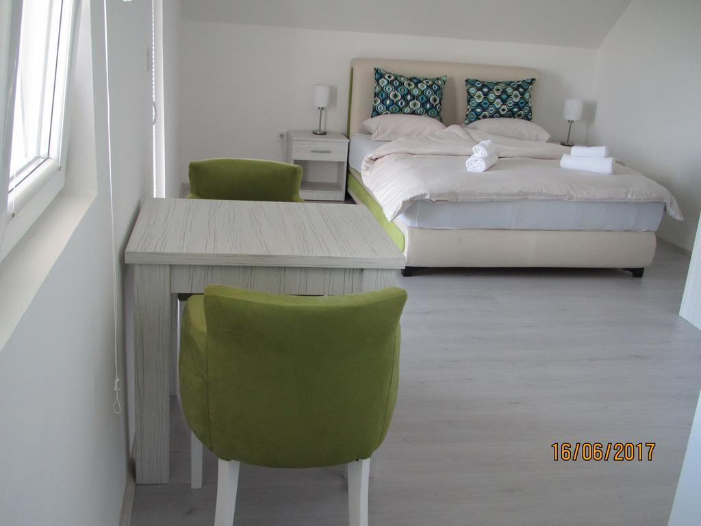 Apartment Baranin Pitomine *